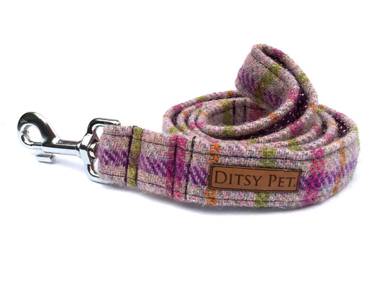 Plum Checked Harris Tweed Lead